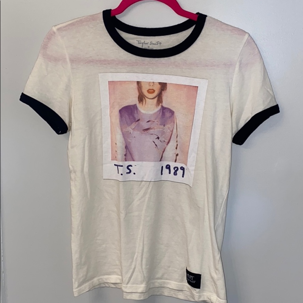 Taylor Swift 1989 tour ringer tee